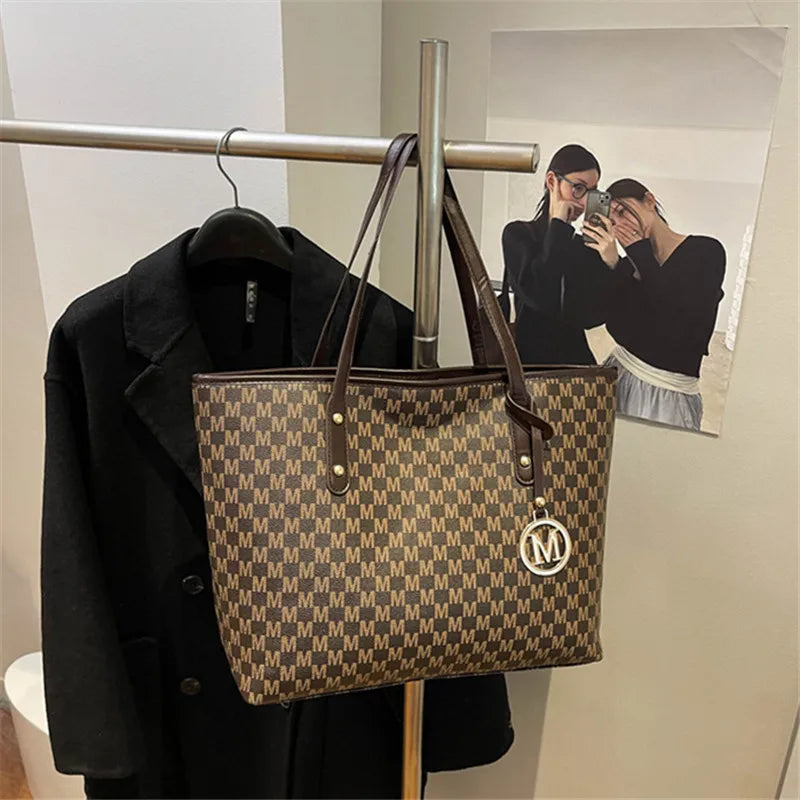 Large Capacity Commuting Tote Bags Fashionable Printed Pu Leather Handbag for Women College Students Class Handbags Shoulder Bag