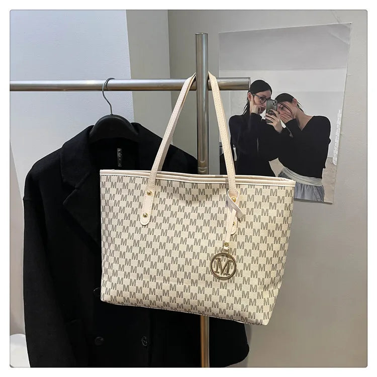 Large Capacity Commuting Tote Bags Fashionable Printed Pu Leather Handbag for Women College Students Class Handbags Shoulder Bag