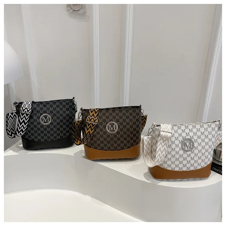 New retro color crossbody bag, M letter handbag, high quality leather messenger bag, business and leisure all kinds of tote bag