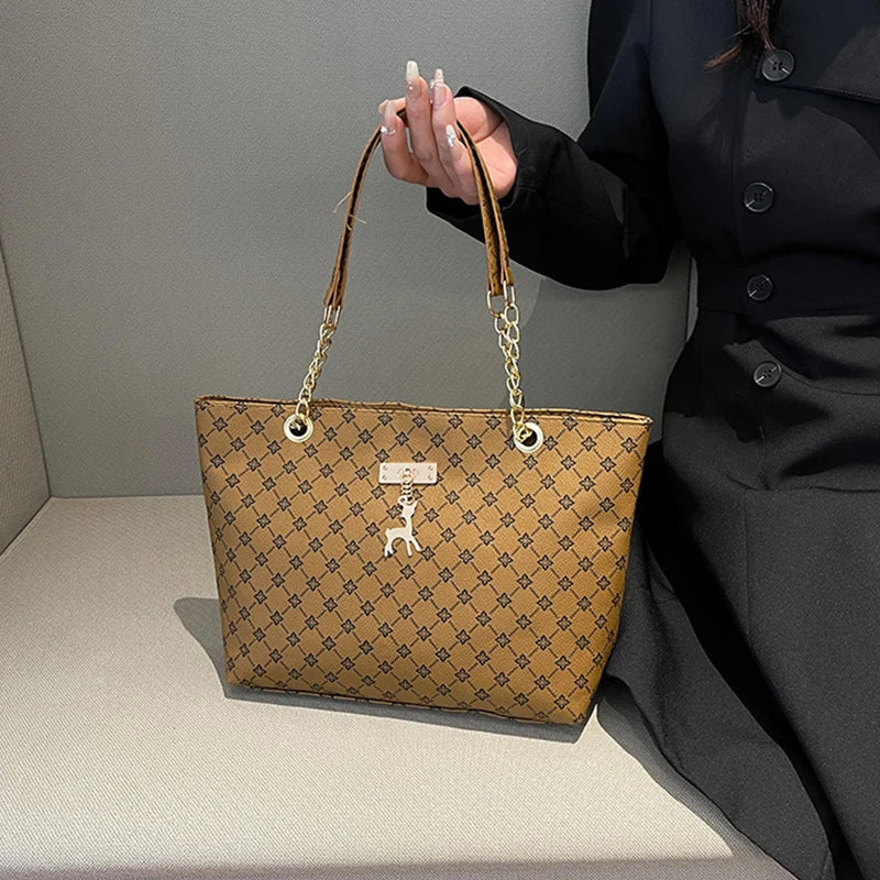 2024 Autumn and Winter New Presbyopic Handbag Shoulder Bag Large Capacity Tote Bag Women's Bag